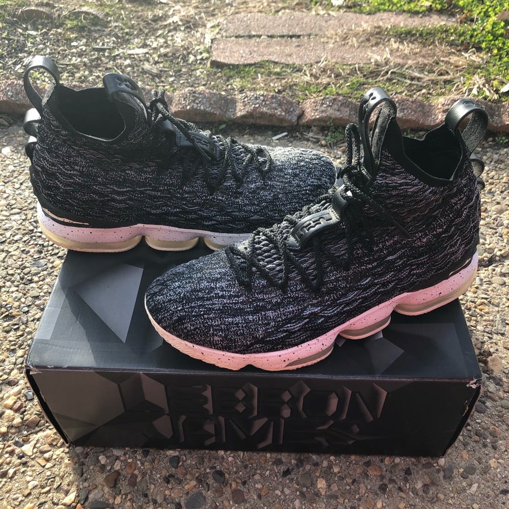 Lebron XV 15 Cookies & Cream